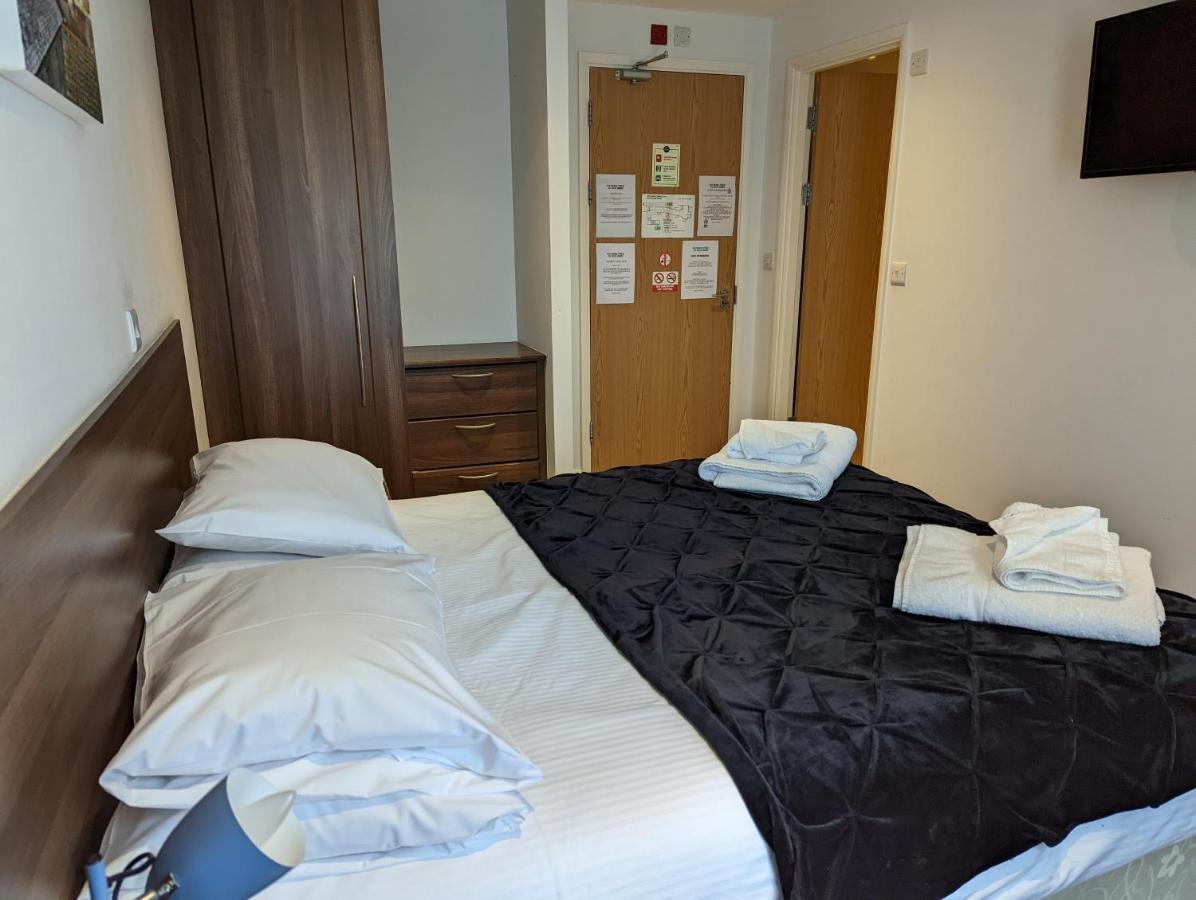 Barley Sheaf, Old Bridge Street En Suite Rooms, Room Only Truro Buitenkant foto
