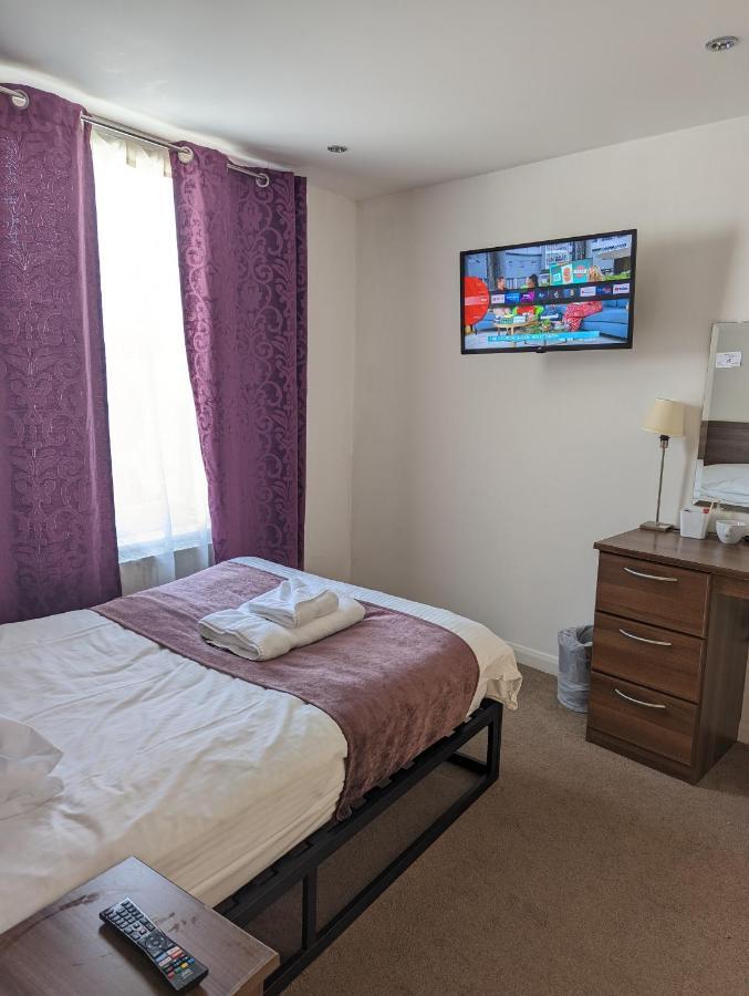 Barley Sheaf, Old Bridge Street En Suite Rooms, Room Only Truro Buitenkant foto